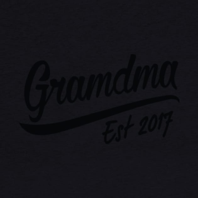 Gramdma To Be Shirt - Gramdma Est 2017 - New Gramdma Gift by bestsellingshirts